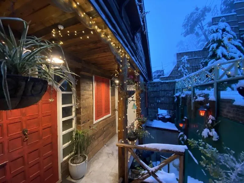 Meenabagh Villa Rooms & Cafe Шимла
